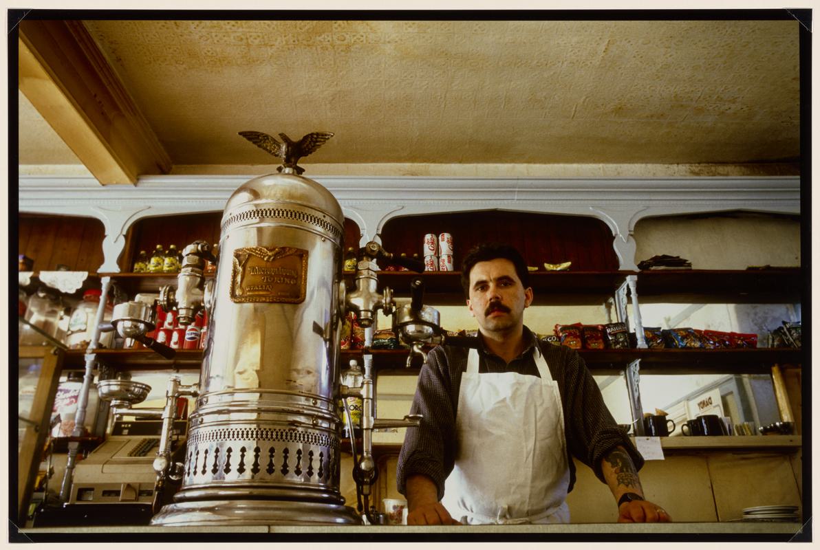 Greg Humphreys (Ex-Miner), Proprietor, Cresci&#039;s Ynysybwl