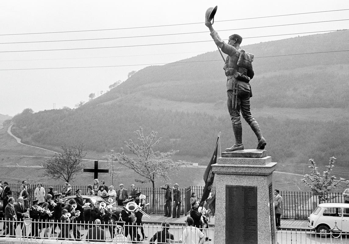 GB. WALES. Six Bells. Chapel Walk. 1974