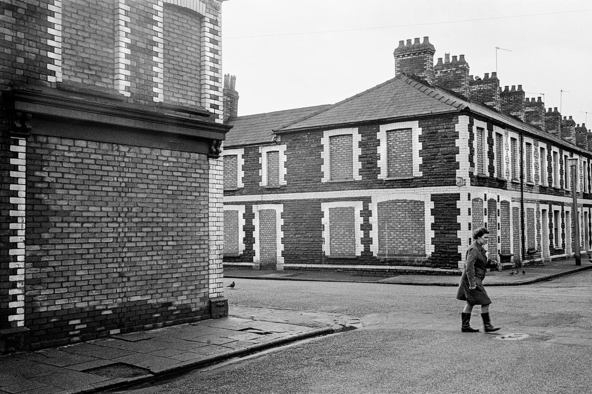 GB. WALES. Cardiff.  An unpopulated street near East Moors Steel Works during the closedown of the works. 1975.