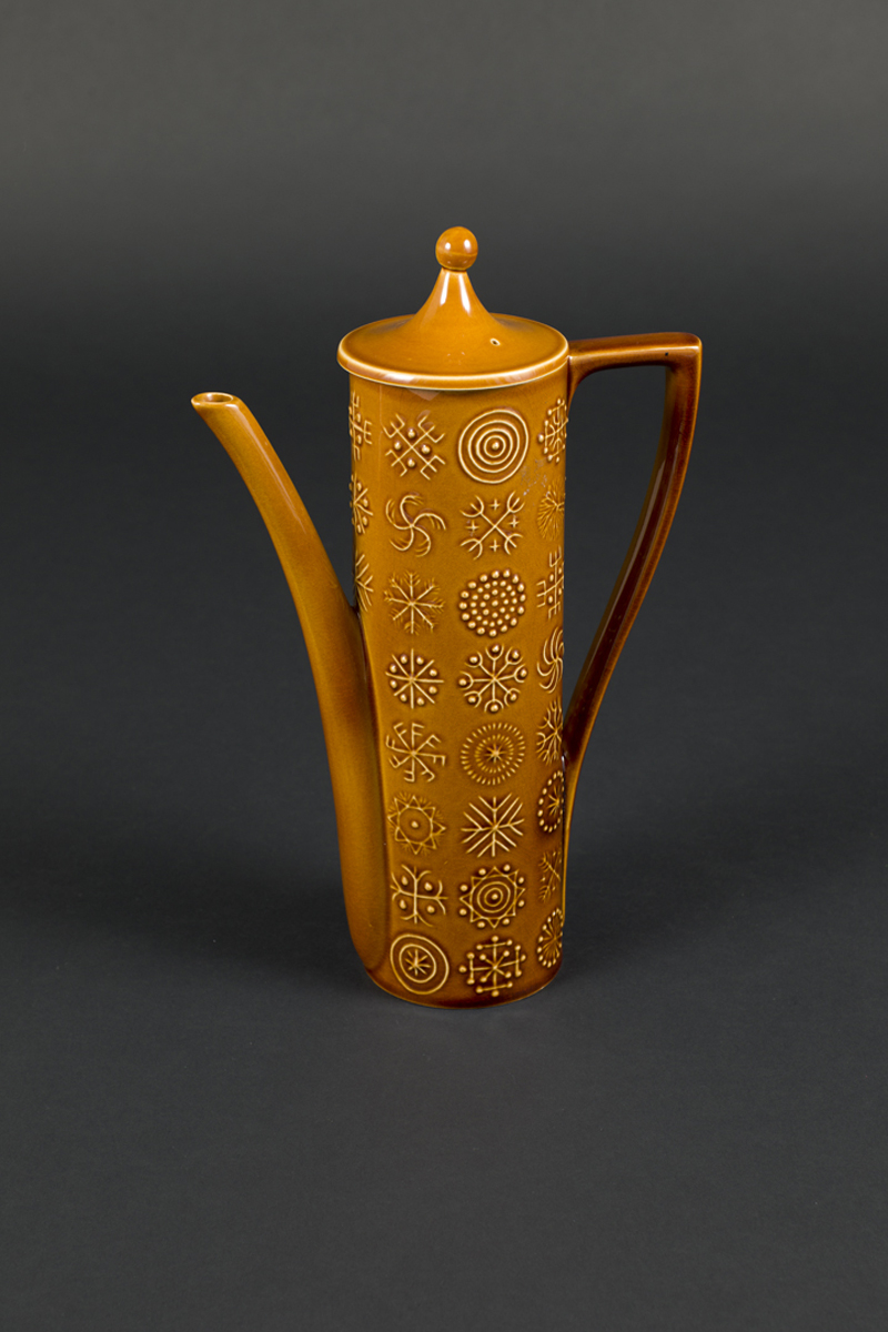 coffee pot. 1964 - 1968 ca