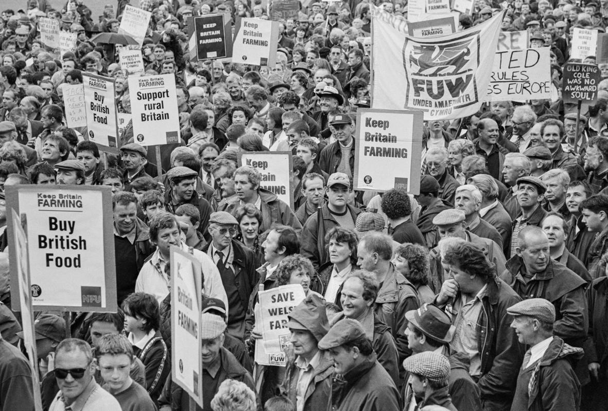 GB. WALES. Cardiff. Rural life Rally. 1998.