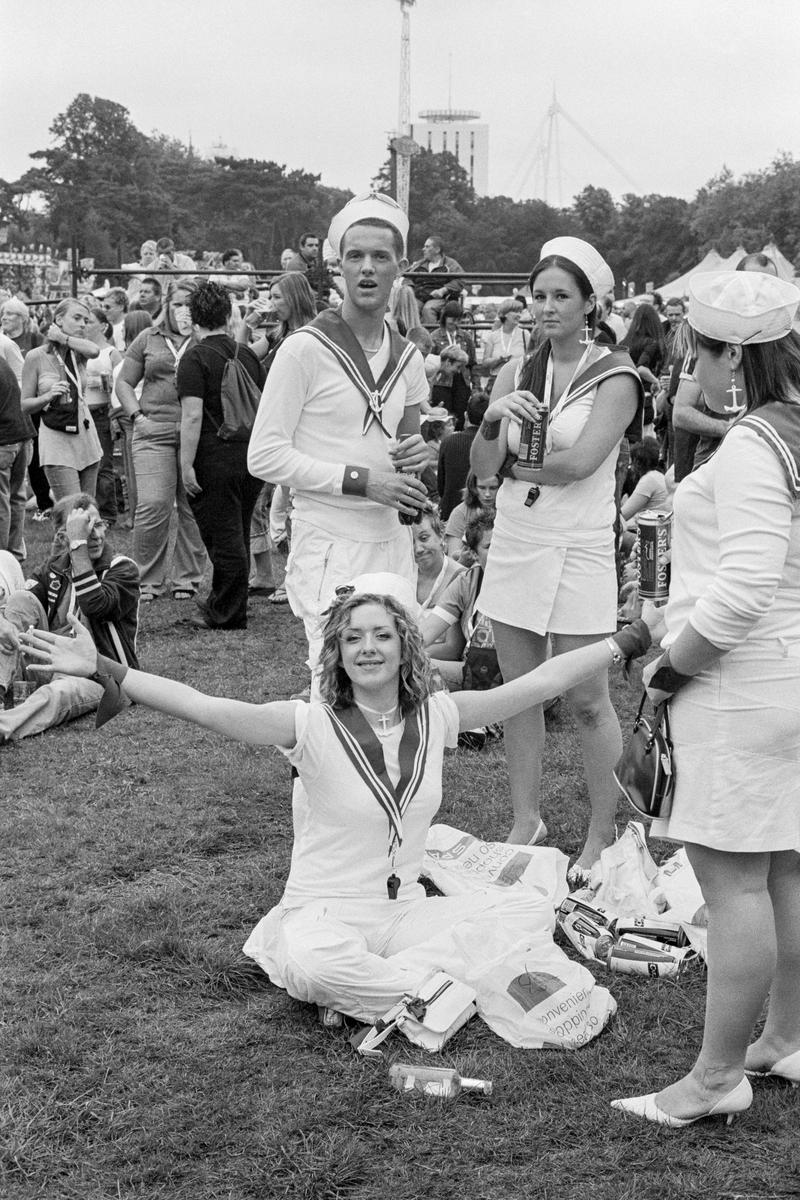 GB. WALES. Cardiff. Mardi Gras Gay Pride day in Cathays Park. 2004.