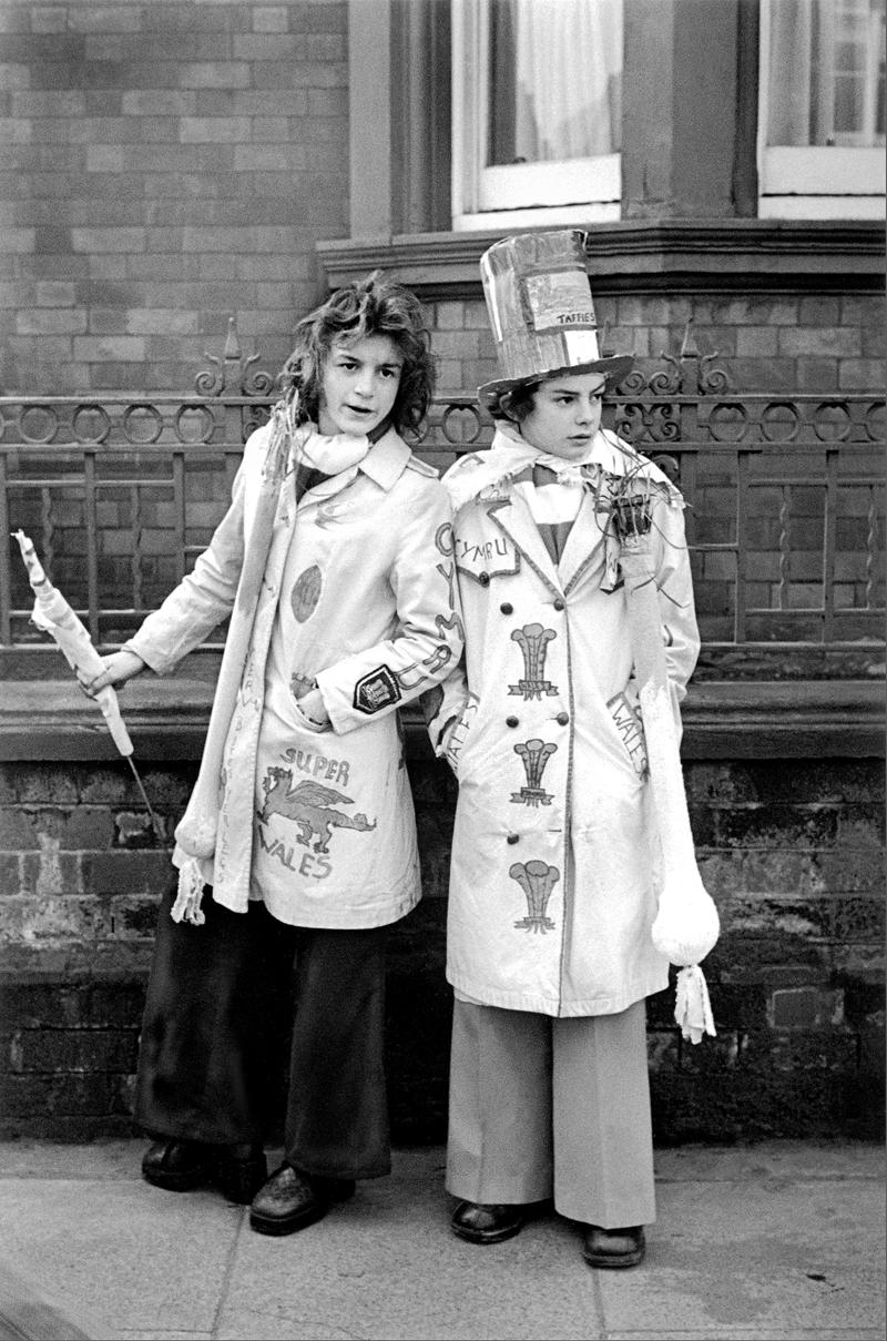 GB. WALES. Cardiff. Fans before a Welsh rugby match. 1976