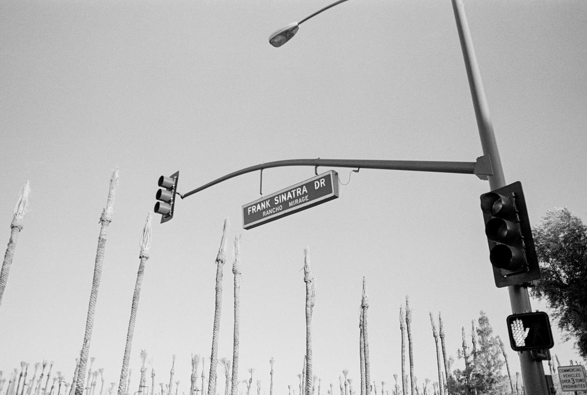 USA. CALIFORNIA. Palm Desert. Frank Sinatra Drive. 1991.