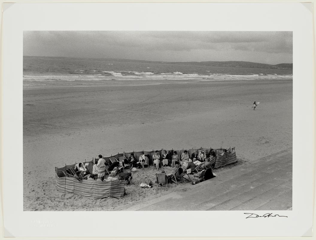 Coach Party, Aberavon Beach